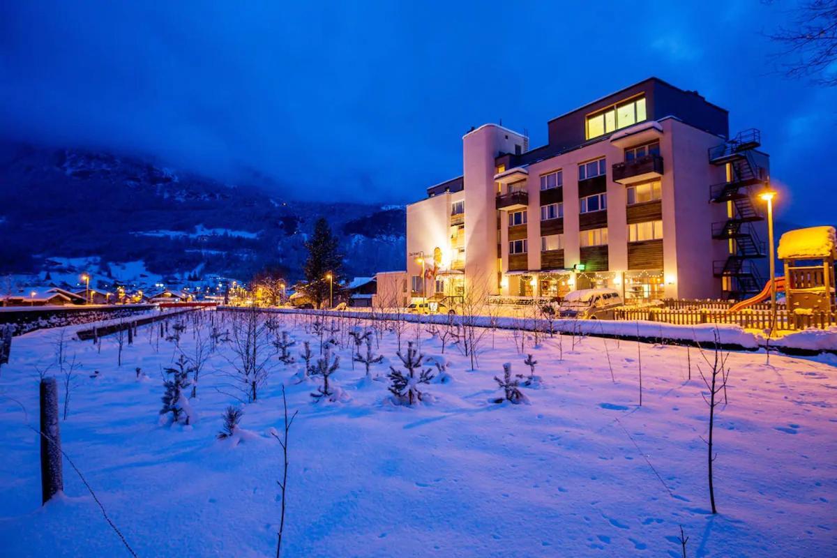 Das Hotel Sherlock Holmes Meiringen Exteriör bild