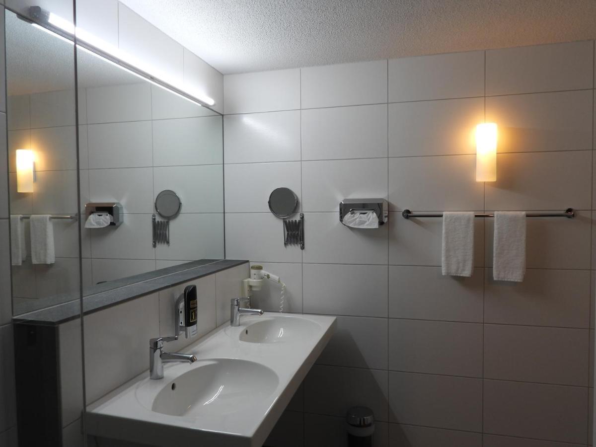 Das Hotel Sherlock Holmes Meiringen Exteriör bild