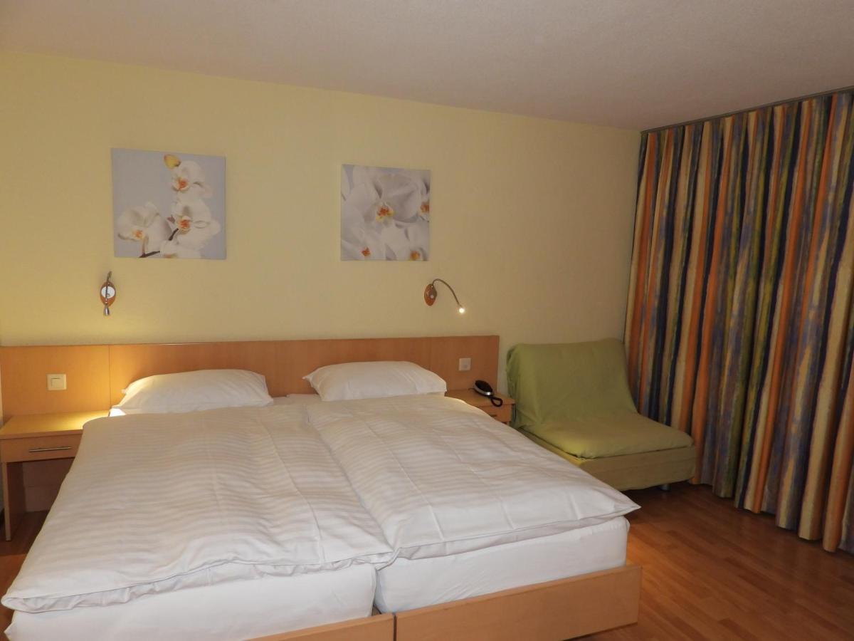 Das Hotel Sherlock Holmes Meiringen Exteriör bild