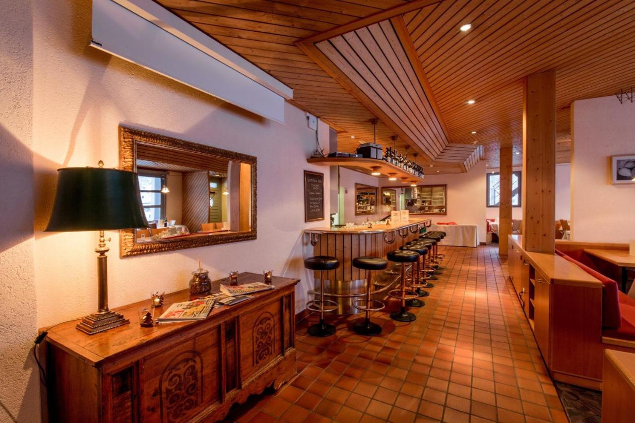 Das Hotel Sherlock Holmes Meiringen Exteriör bild